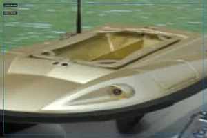 LYX 001B GPS Bait Boat - red color - Detail